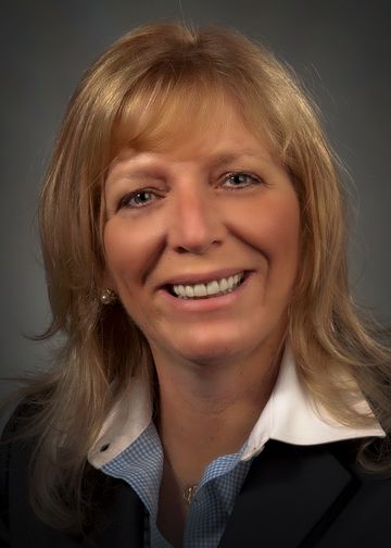 Carolyn Quinn’s headshot